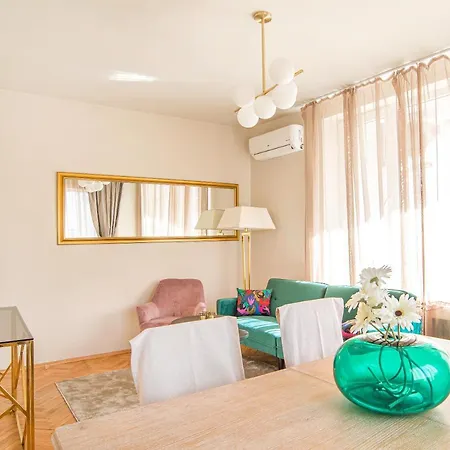 Stylish Gem Next To Vassil Levski Monument Apartment