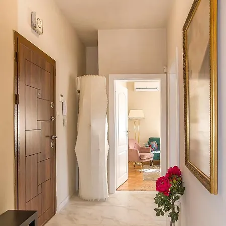 Stylish Gem Next To Vassil Levski Monument Apartment *